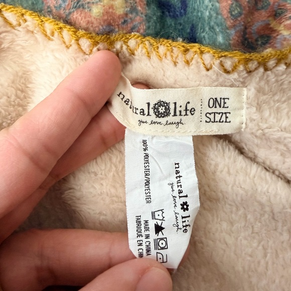 Natural Life 2-in-1 Cozy Shawl Scarf Warm Fuzzy Blue Green Floral One size - Picture 5 of 10